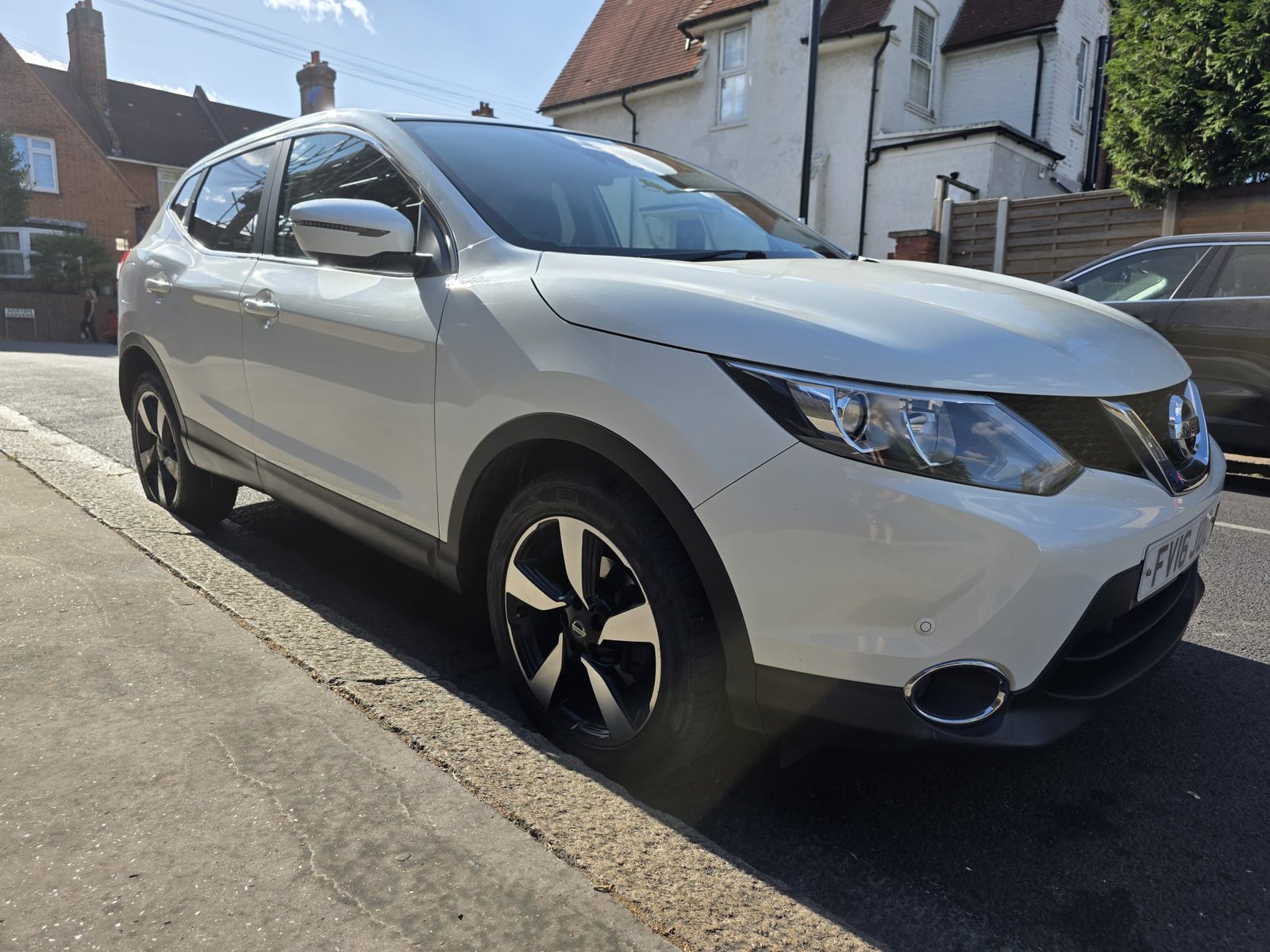 Nissan Qashqai 1.2 DIG-T N-Connecta FV16 JDO photo 1