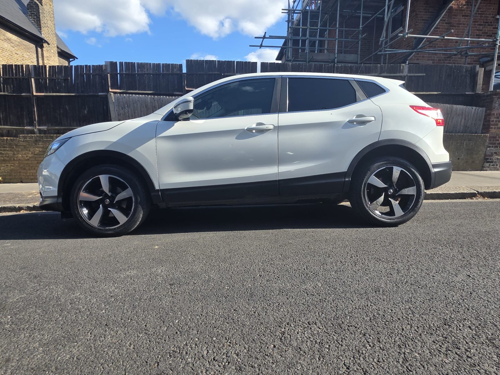 Nissan Qashqai 1.2 DIG-T N-Connecta photo 5
