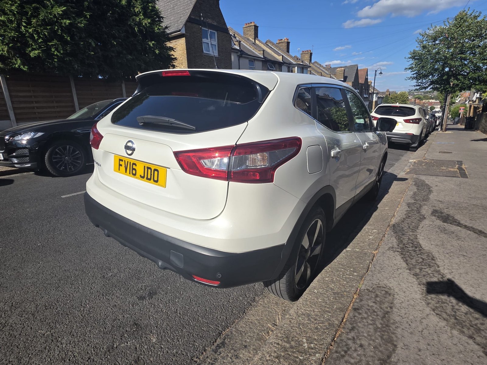 Nissan Qashqai 1.2 DIG-T N-Connecta photo 8